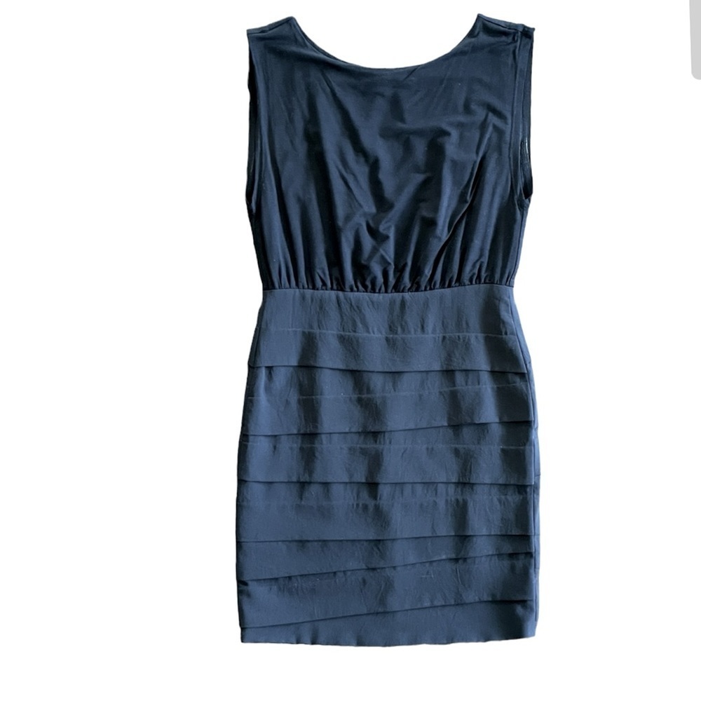 Alice + Olivia open back‎ dress